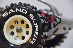 Kyosho Vanning - Front Right Tire Closeup